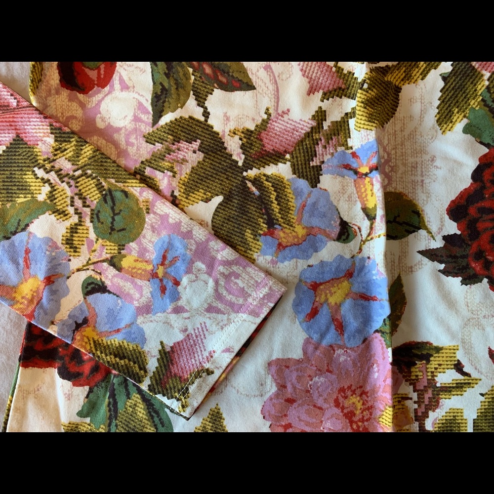 Guess top - Picture 5 of 6